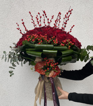 101 Kırmızı Gül Buketi