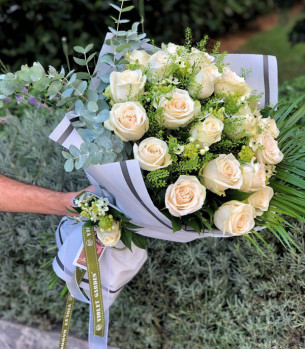 Beyaz Gül Buketi