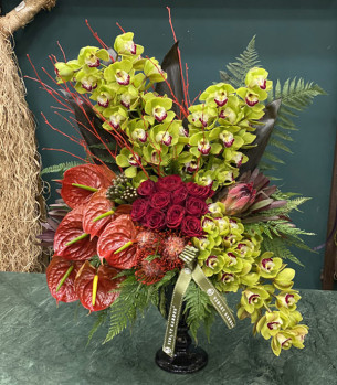 Vazoda Kırmızı Gül&Orkide Aranjmanı 